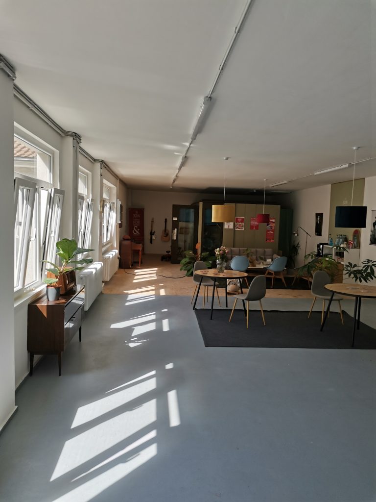 Klavierunterricht Mannheim an der JON school Klavierunterricht Mannheim